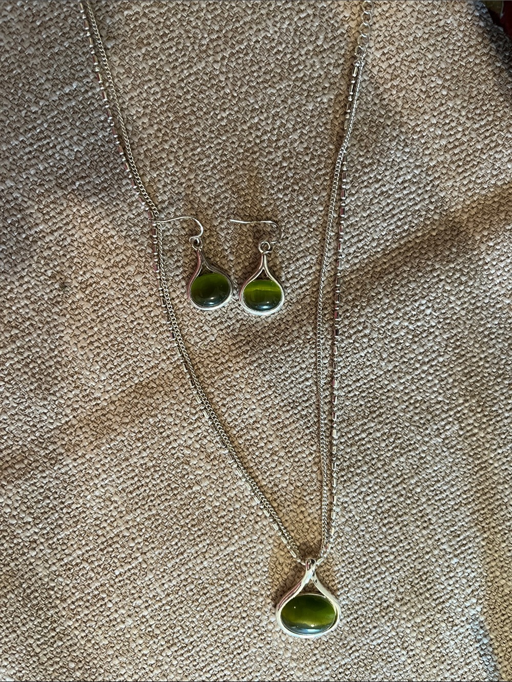 Silver Teardrop Green Pendant Necklace and Earrings Set